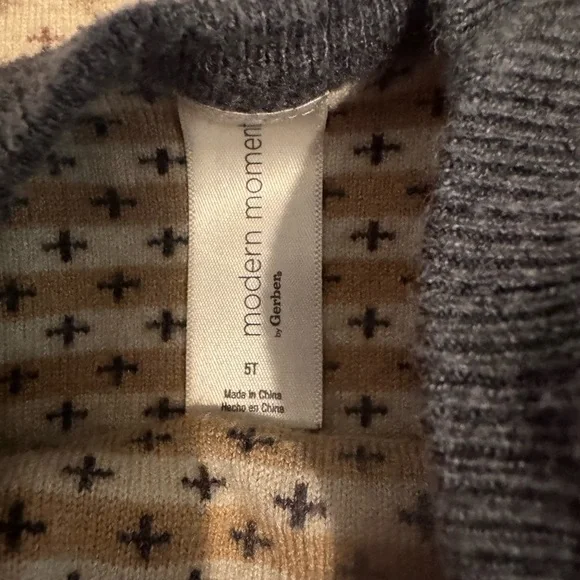 Cozy Sweater in Cream and Gray set of 2 - Picture 2 of 5